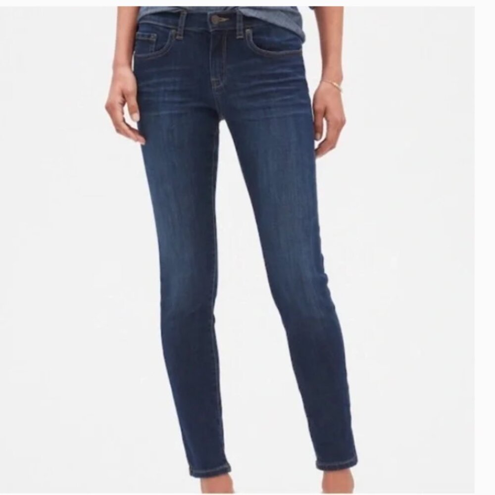 Banana Republic Factory Skinny Fit Jeans Size 28/6 Mid Rise‎ Medium Blue Wash
